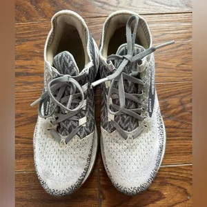 Bedlam 'Grey Black' Brooks size 8 thumbnail 2