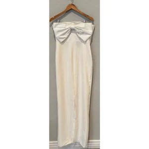 NEW LIKELY Helen Strapless Gown in White Size 8 thumbnail 16