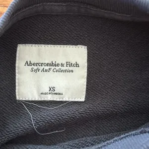 Abercombie & Fitch Sweater thumbnail 2