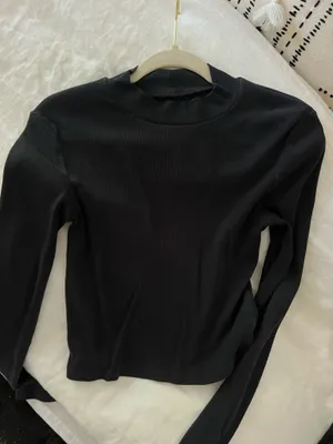 Super soft Ribbed Abercrombie & Fitch black short neck turtle neck long sleeve top thumbnail 5