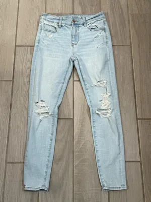 American Eagle Outfitters Light Blue High-Rise Distressed Ankle Jeans size 4S thumbnail 3