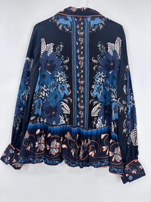 FARM Rio Navy Floral Button-Front Blouse with Blue & Cream Accents thumbnail 4