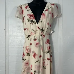 Lulus Cream Floral Flutter Sleeve Maxi Dress Size XS EUC thumbnail 6