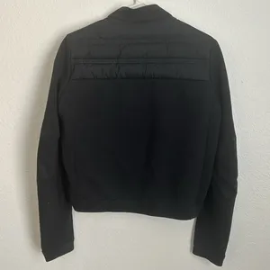 puffer jacket thumbnail 3