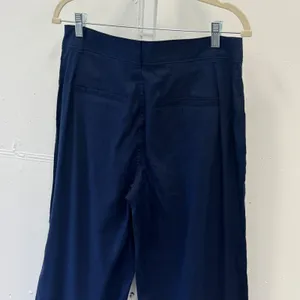 LOFT The Palmer Wide Leg Pants Navy Blue Linen Blend High Rise Cropped Size 8 thumbnail 4