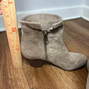 Sam Edelman Louie Tan Suede Fringe Ankle Boots Womens 10 M Western Festival Boho thumbnail 9
