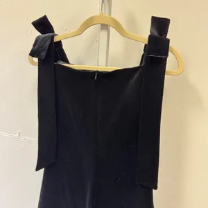 Zara Black Velvet Bow Shoulder Mini Dress Square Neck 9763/072/800 XS Holiday thumbnail 6