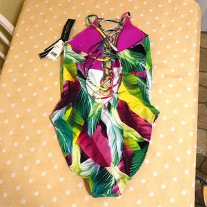 NEW La Blanca Tropic of Day Tummy Control Multi colored Leaf Print Swimsuit 10 thumbnail 8