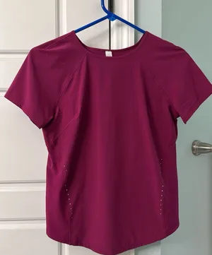 Lululemon thumbnail 1