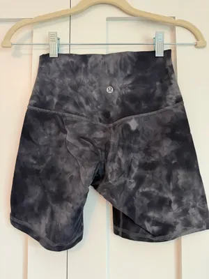 Lululemon Align Biker Shorts 6" thumbnail 2
