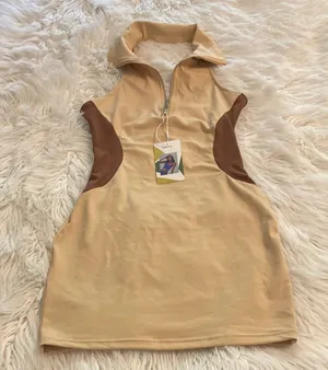 Halara Stylish Tan and Brown Dress size M length 27” bust 26” open back thumbnail 1