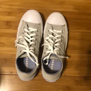Converse All Star Chuck Taylor Madison purple and white women’s size 10 sneakers thumbnail 3