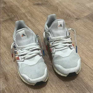 Adidas | Woman's Ultraboost S&L Pride White Rainbow Running Shoes, Size‎ 8.5 thumbnail 2