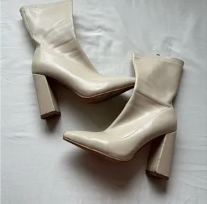 Boot heel thumbnail 2