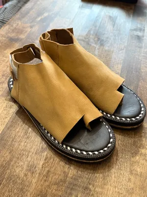 FREE PEOPLE Carlsbad BOHO Leather Sandals Size 7 thumbnail 4