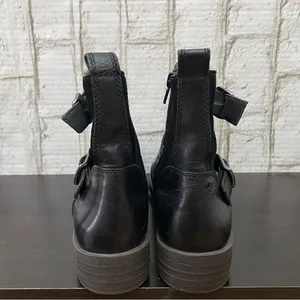 LUCKY BRAND Black Leather Double Buckle Moto Ankle Boots Size 7.5 thumbnail 3