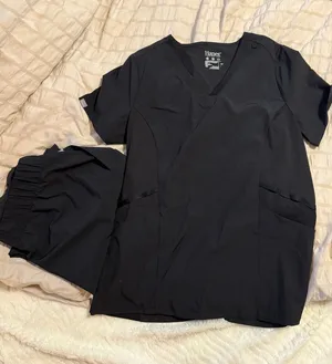 Black Scrub Top thumbnail 1
