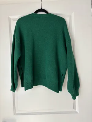 Green Wool Sweater Size M thumbnail 2