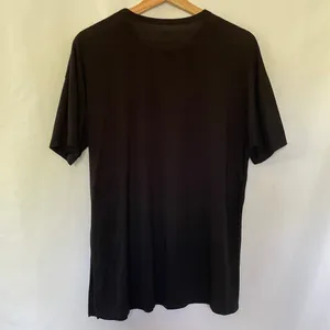Old Navy Active ultralite black short sleeved t-shirt athleisure side slits‎ XS thumbnail 6