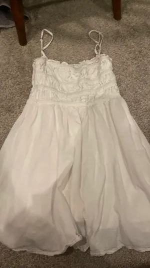 Princess Polly Dress Mini White size 2 thumbnail 1