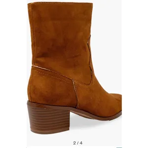 CHESE AND CHLOE Women's Brown Suede Ankle Boots Size 6 NIB Block Heel thumbnail 2