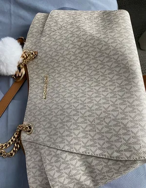 Michael Kors Shoulder Bag With Wallet Set thumbnail 5
