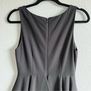 Alice + Olivia Women's Black Sleeveless‎ Peplum Dress thumbnail 4