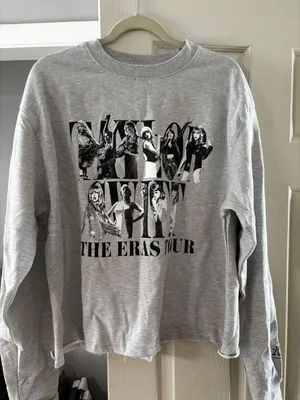 Crewneck thumbnail 1