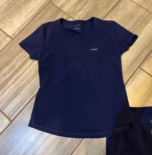 Jaanuu Jogger Scrub Set sz S & M thumbnail 3