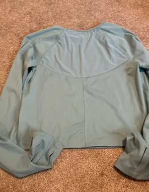 Workout Tops Size L thumbnail 1