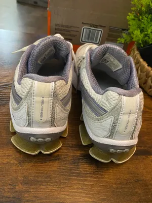 Oasis Asics Gel-Kinsei OG Sneaker Running Shoes Women Sports size 9 thumbnail 3