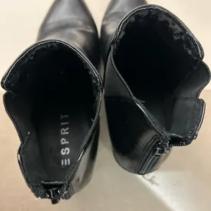 Esprit Booties Elegant Black Leather Ankle Booties 7 M thumbnail 2