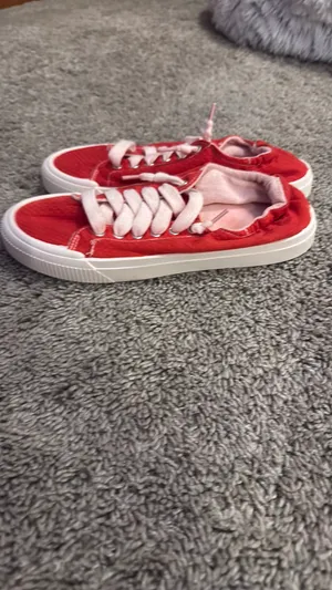 Time & Tru Shoes Slip-On thumbnail 3