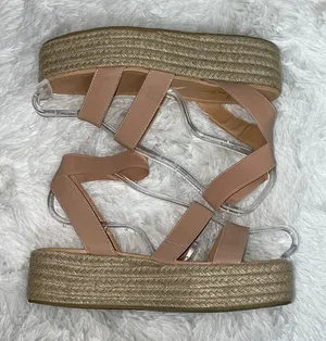 Lulus Wedged Sandals Sz 8.5 Pale Pink with braided Wedge thumbnail 1