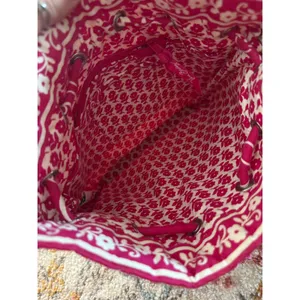 Vera Bradley Pink Paisley Quilted Cotton‎ Drawstring Crossbody Bucket Bag Floral thumbnail 4