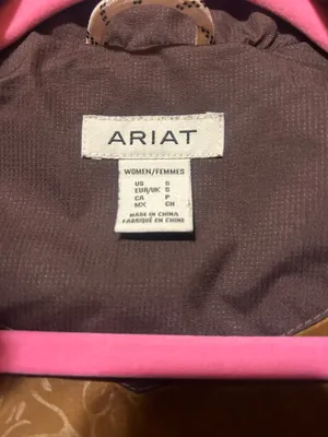 Ariat vest. thumbnail 4