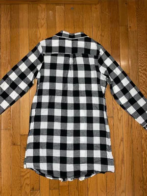 Stars Above Black/White Flannel Button-up Nightgown thumbnail 4