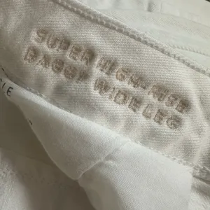 American Eagle Super High Rise Baggy Wide Leg Jeans Womens 8 White Cargo Stretch thumbnail 6