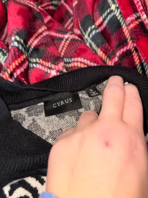 TJ Maxx Sweater thumbnail 2