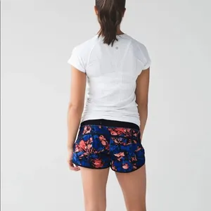 ✨ Lululemon Speed Short
Paint Storm Harbor Blue Multi / Black✨ thumbnail 3