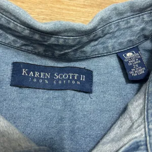 Karen Scott II 2X Christmas Denim Shirt Embroidered Holiday Applique Cottagecore thumbnail 3
