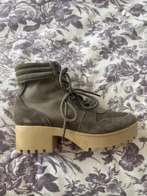 Steve Madden boots thumbnail 3