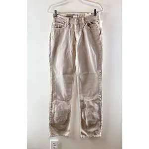 Free People We The Free Shelby Low-Rise Boyfriend Jeans Ocean Pearl Tan 26 thumbnail 2