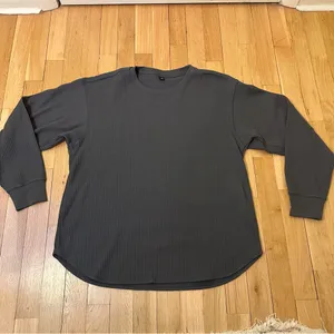 Uniqlo Gray Ribbed Crew Neck Top thumbnail 5