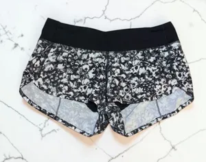 Lululemon Speed Short 2.5" Black White Floral Mash Up Athletic Running Shorts Si thumbnail 1