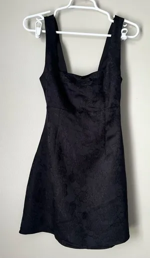 Lulu’s Women’s Black Floral Square Neck Open Back Mini Dress Size Small New thumbnail 1