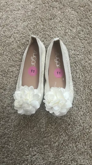 Kids shoes White Size 11 thumbnail 2