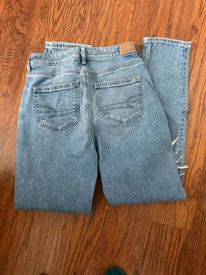 American Eagle Outfitters High-Rise Jeans thumbnail 2