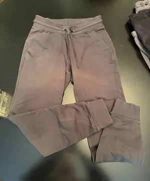 Lululemon Joggers thumbnail 1