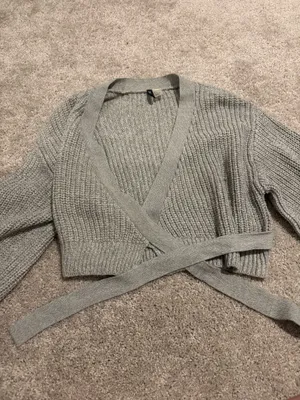 H&M Divided Wrap Top Sweater thumbnail 2